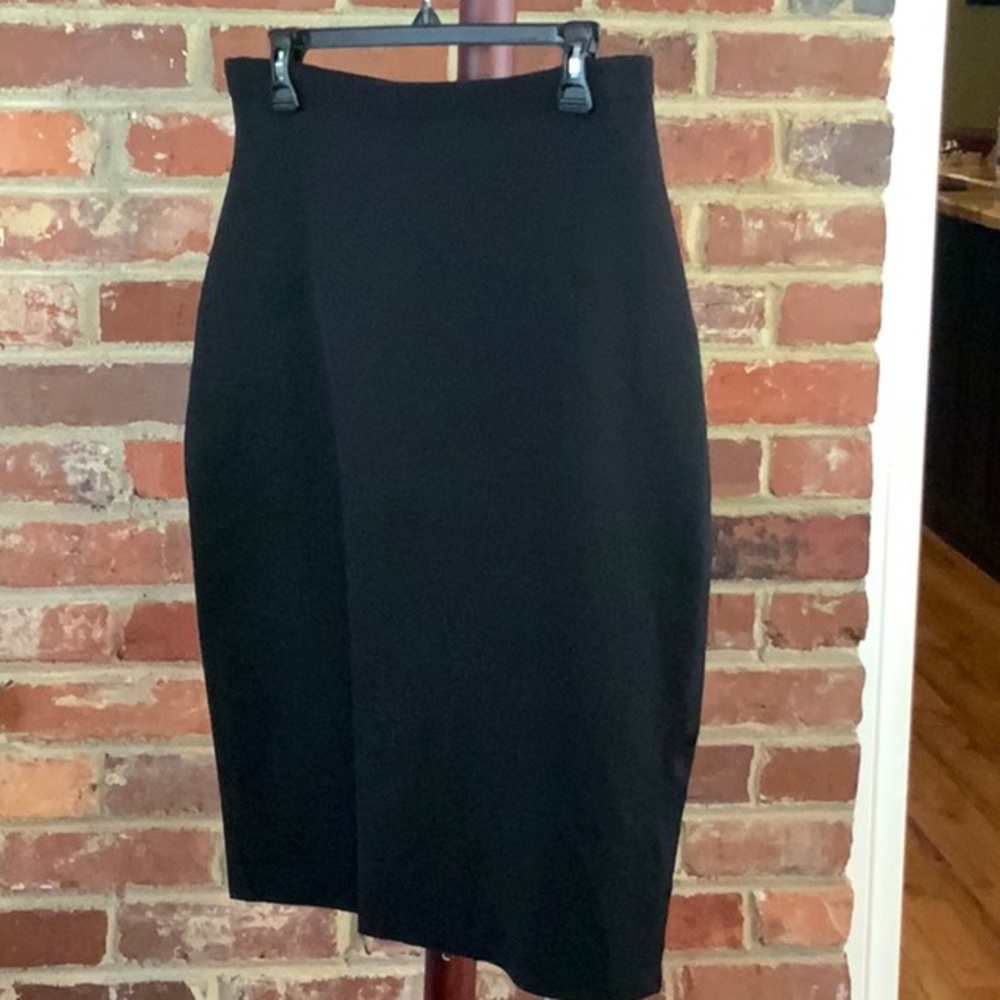 Banana Republic Black Scuba Pencil Skirt, Size 8